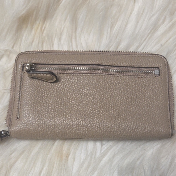 Coach Beige Leather Wallet - Picture 4 of 4